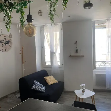 Daire Charmant Duplex De 28m2 En Plein Centre *